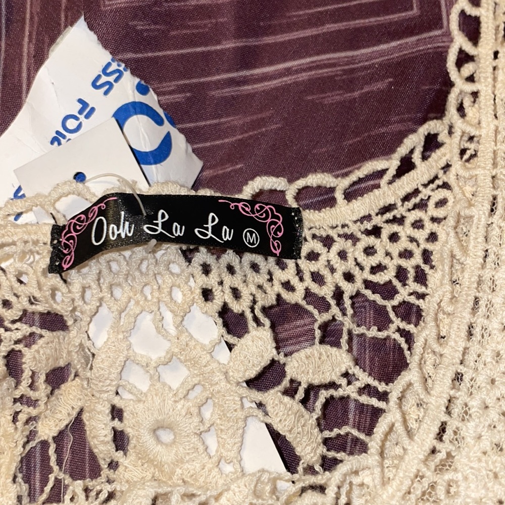 Lace Top - Picture 5 of 8